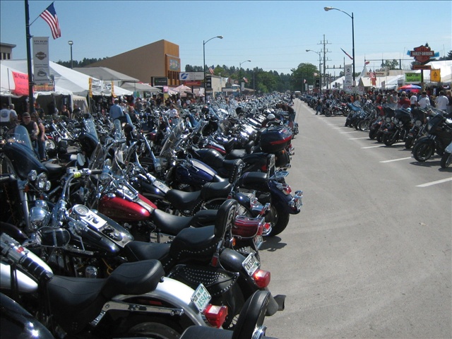 biker businesses predict resurgent rally