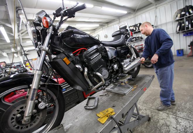 motorcycle sales throttle up again in wisconsin